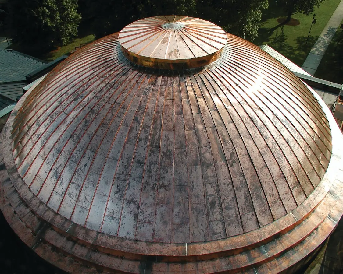 Craftsman Roofing crew installing a new roof in Fountainebleau